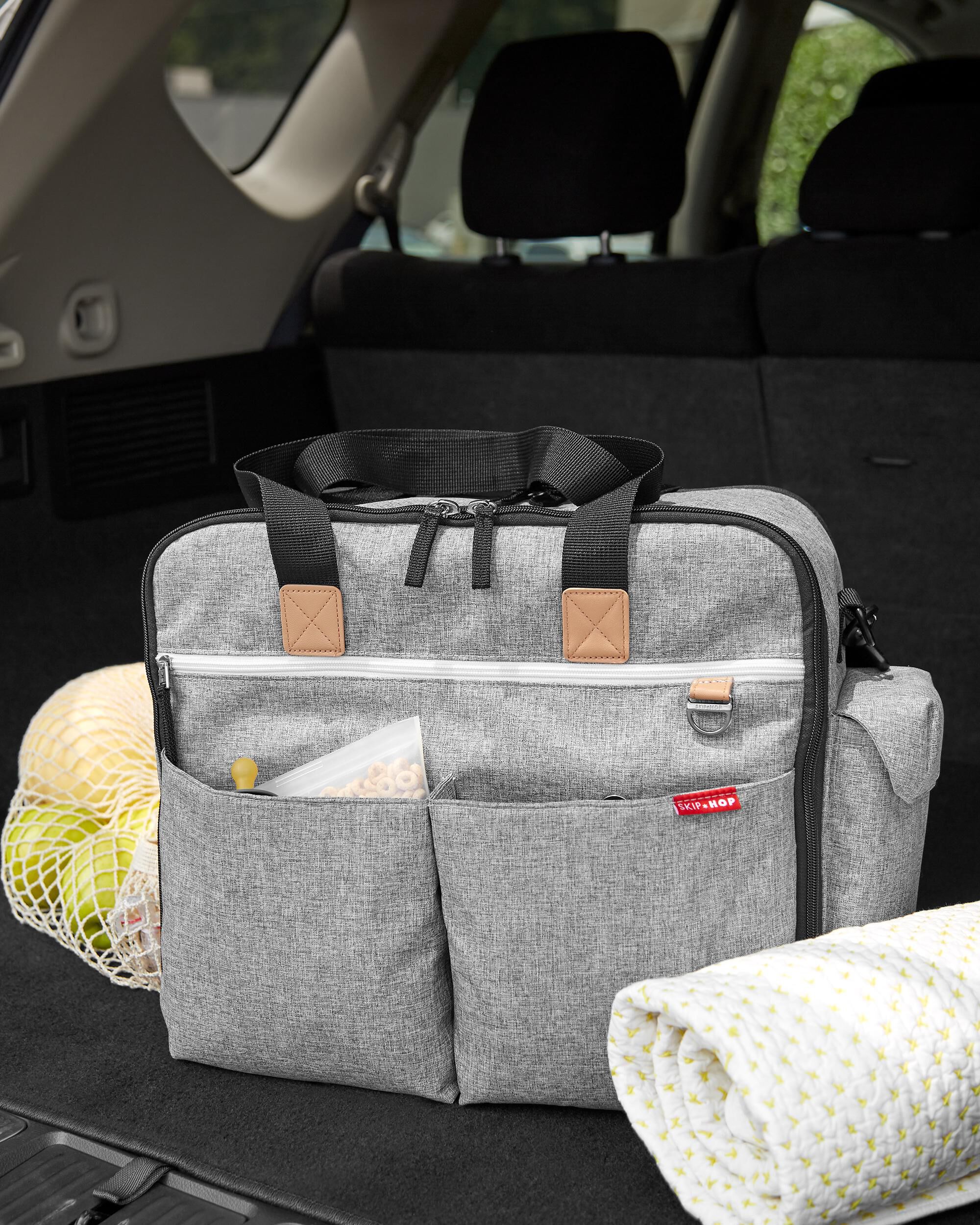 Skip hop duo signature changing bag 2025