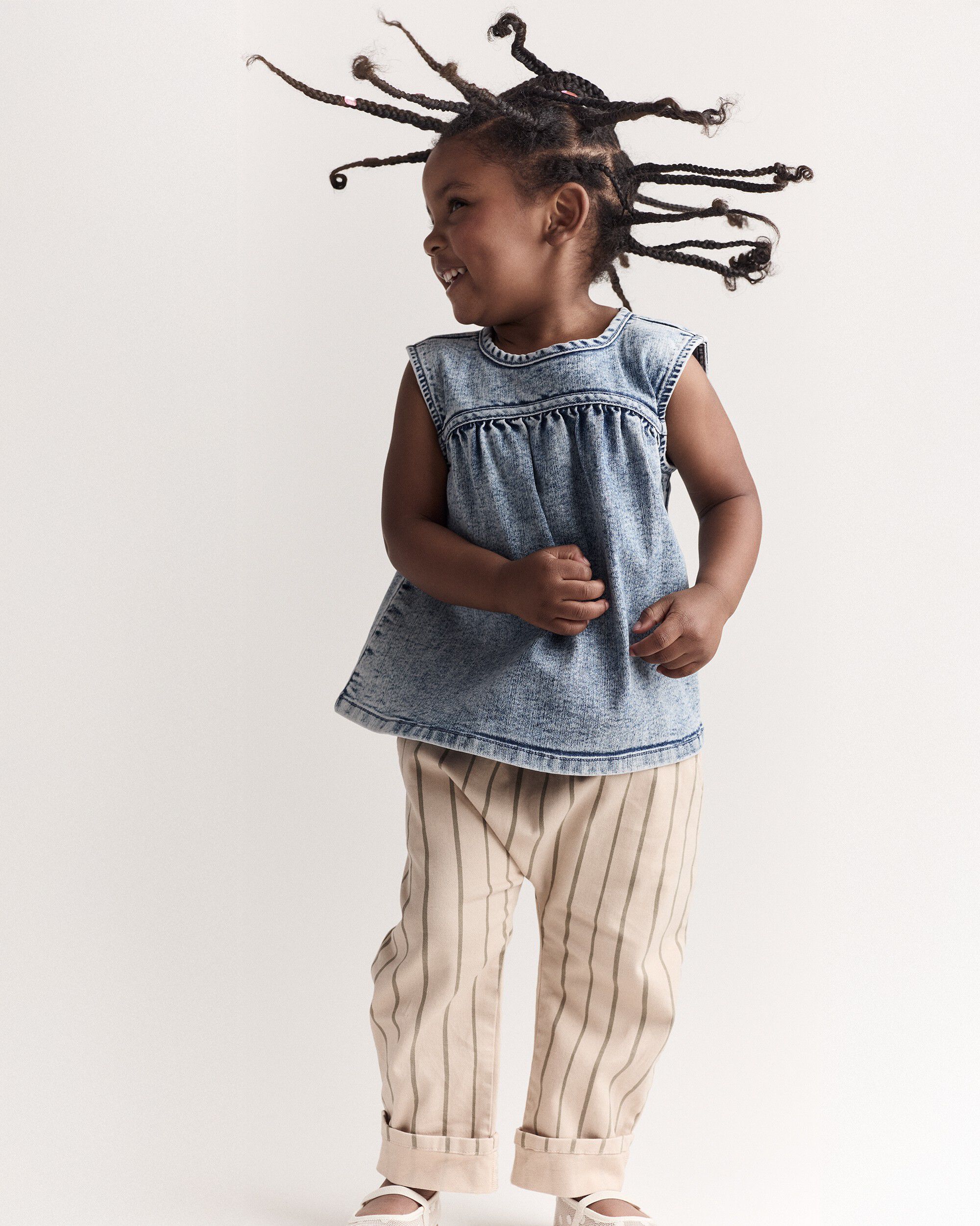 Toddler Girl Sleeveless Denim Top Avenue Wash - Blue