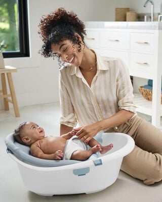 Product image 2 of Wave 4-in-1 Baby Bath Tub