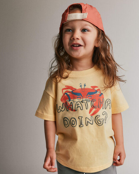 Toddler 'Whatcha Doing?' Relaxed Graphic Tee in Crab Print - Yellow
