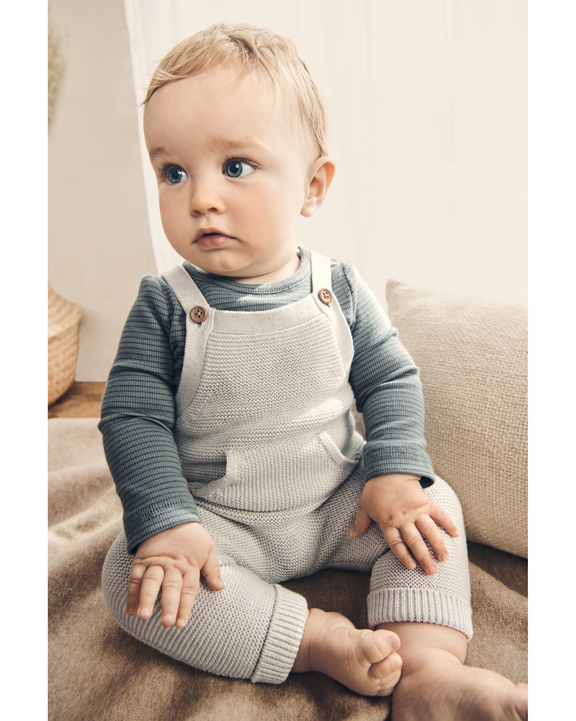 Baby knit overalls top