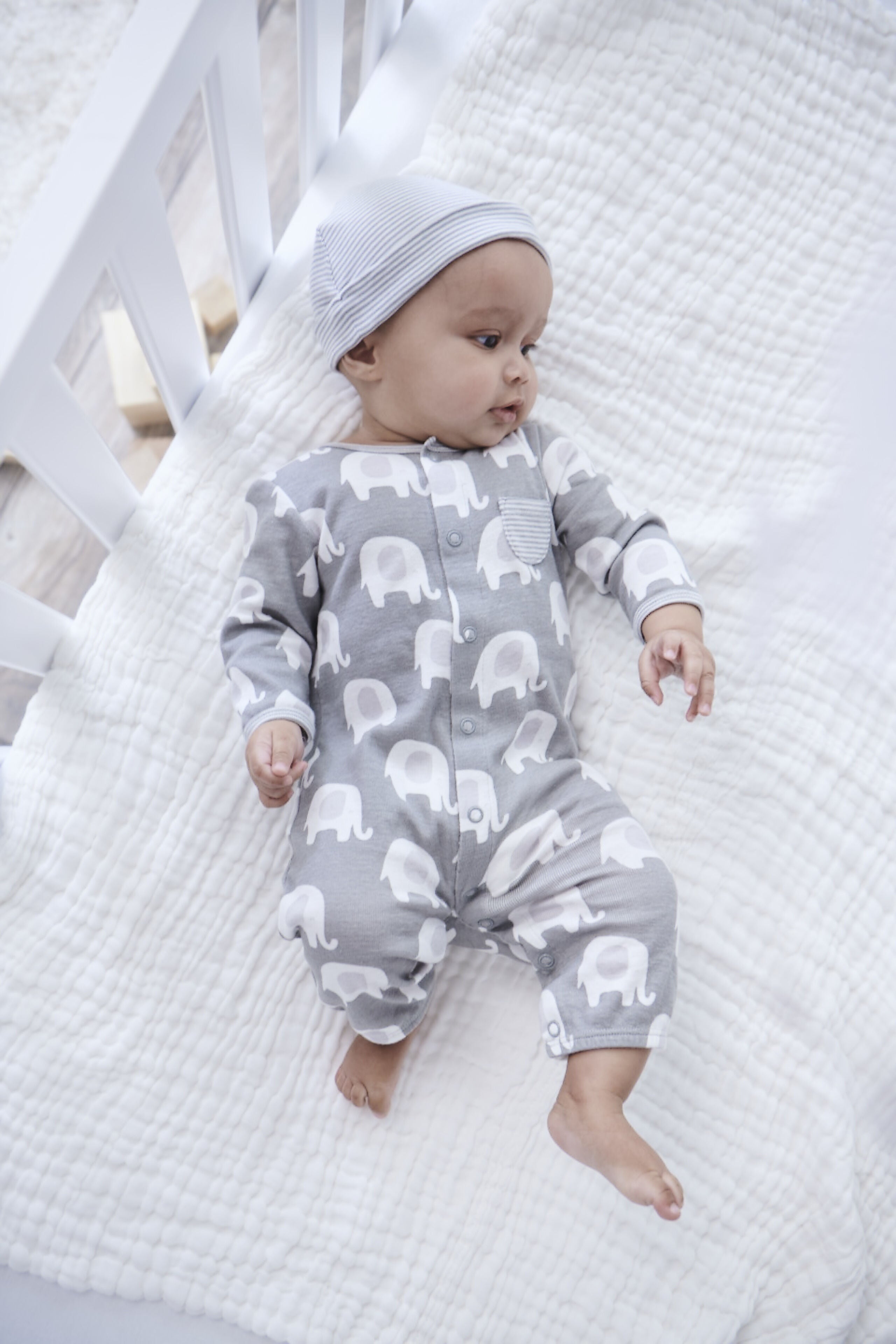 carters converter gown