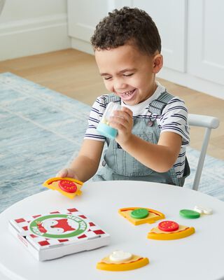 Product image 2 of ZOO® Piece A Pizza Toy Set