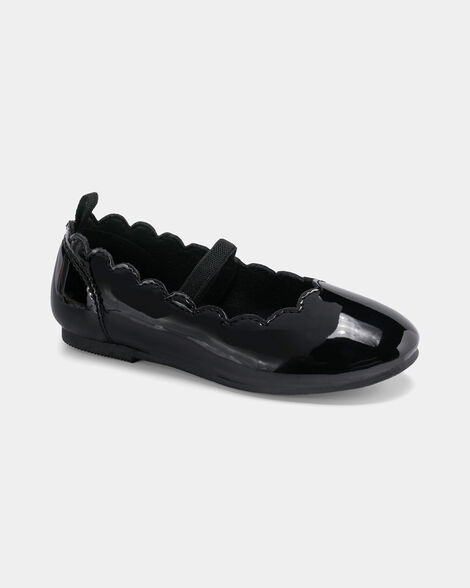 toddler girl scallop edge shiny dress shoes - black