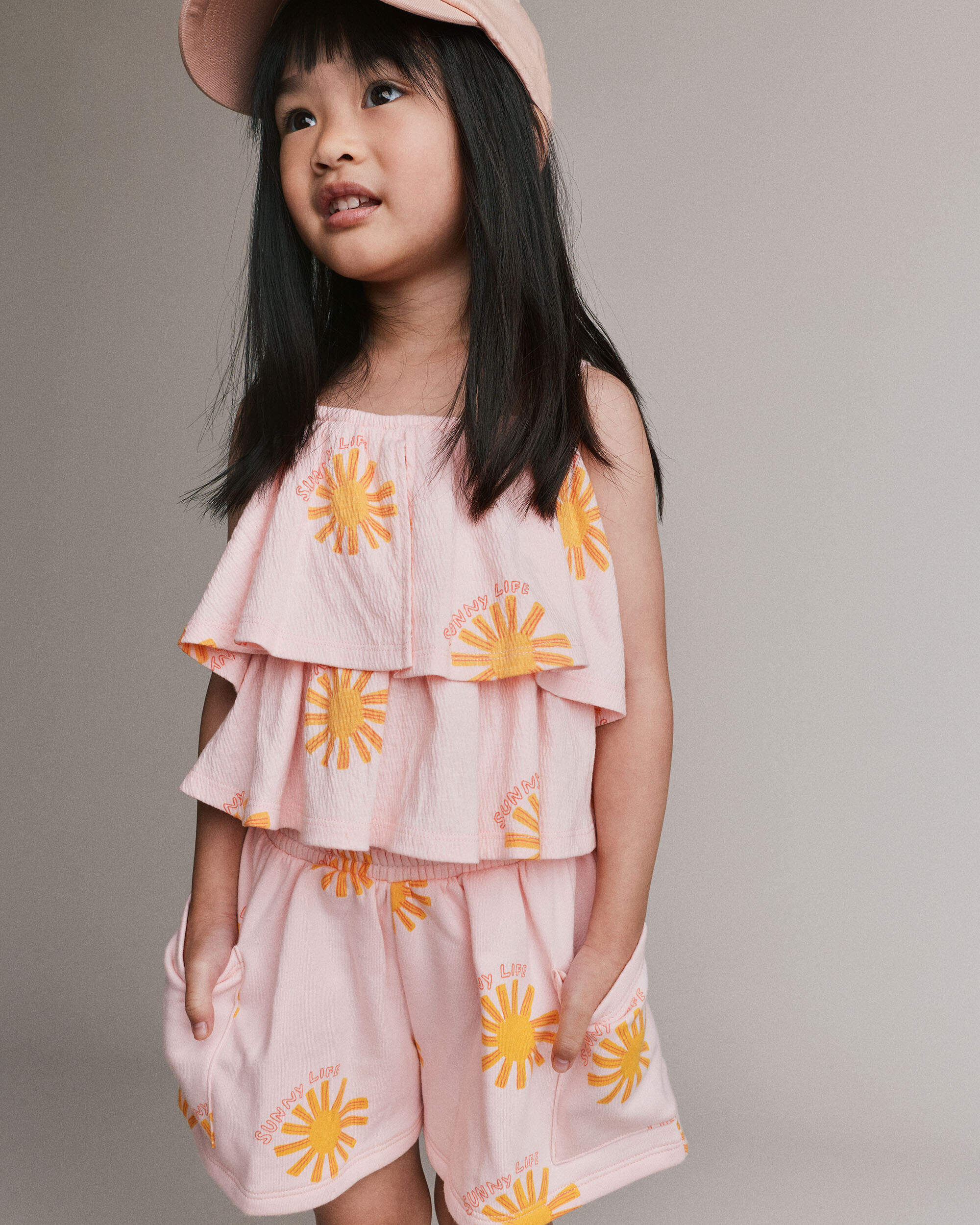 Otter Avenue Toddler Girl Off Shoulder Flowy Top in Sunny Life Print 12M Light Pink 16$