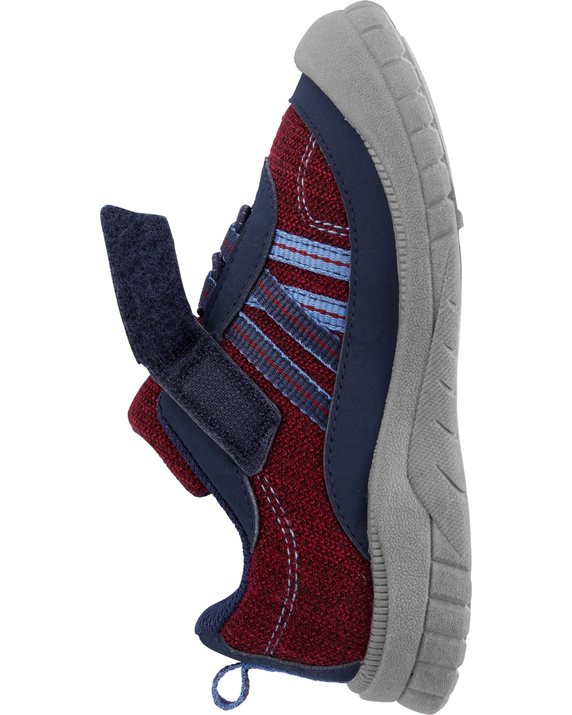 oshkosh bump toe athletic sneakers