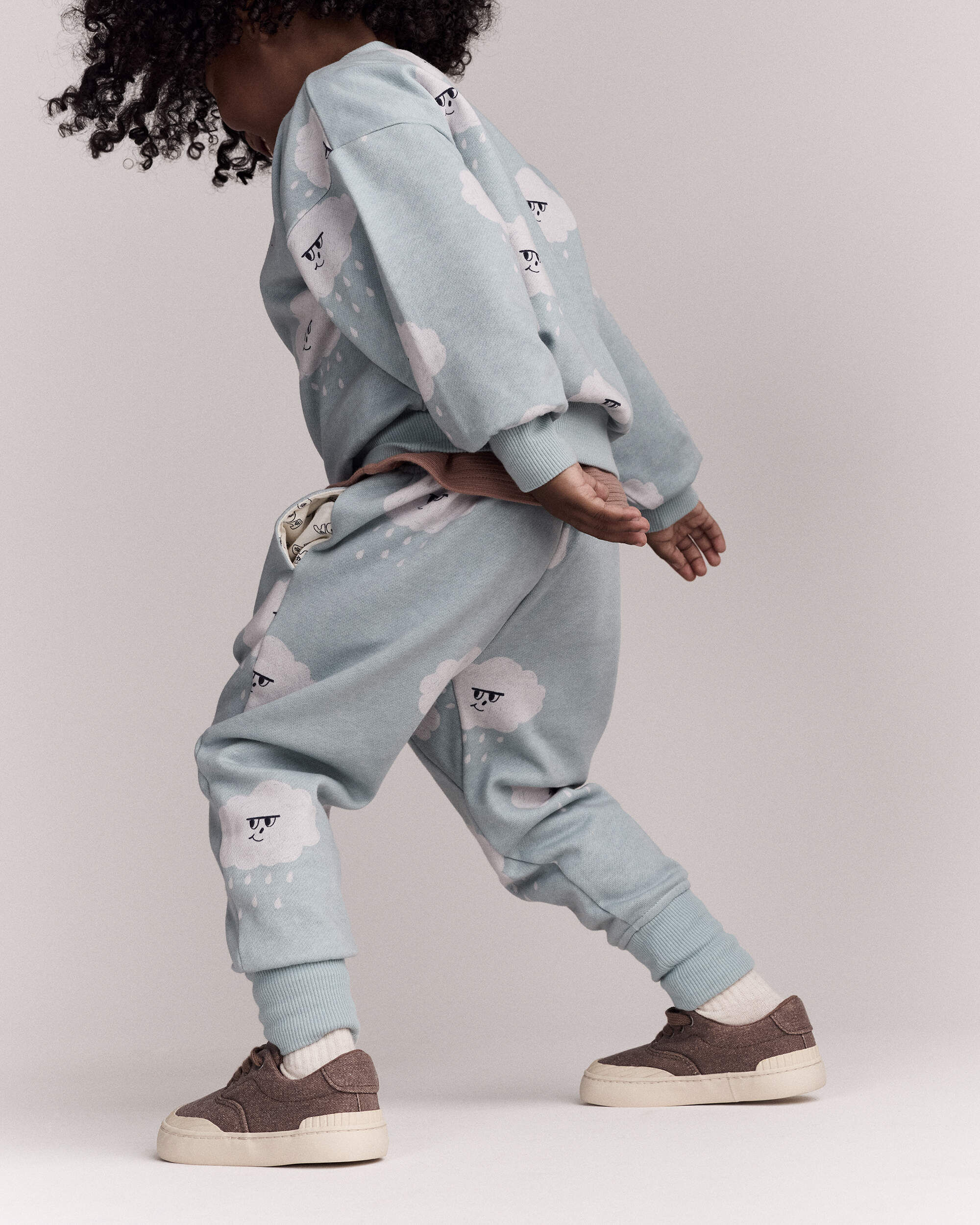 Otter Avenue Toddler City Park™ Jogger Pant in Rain Cloud Print 12M Pale Blue