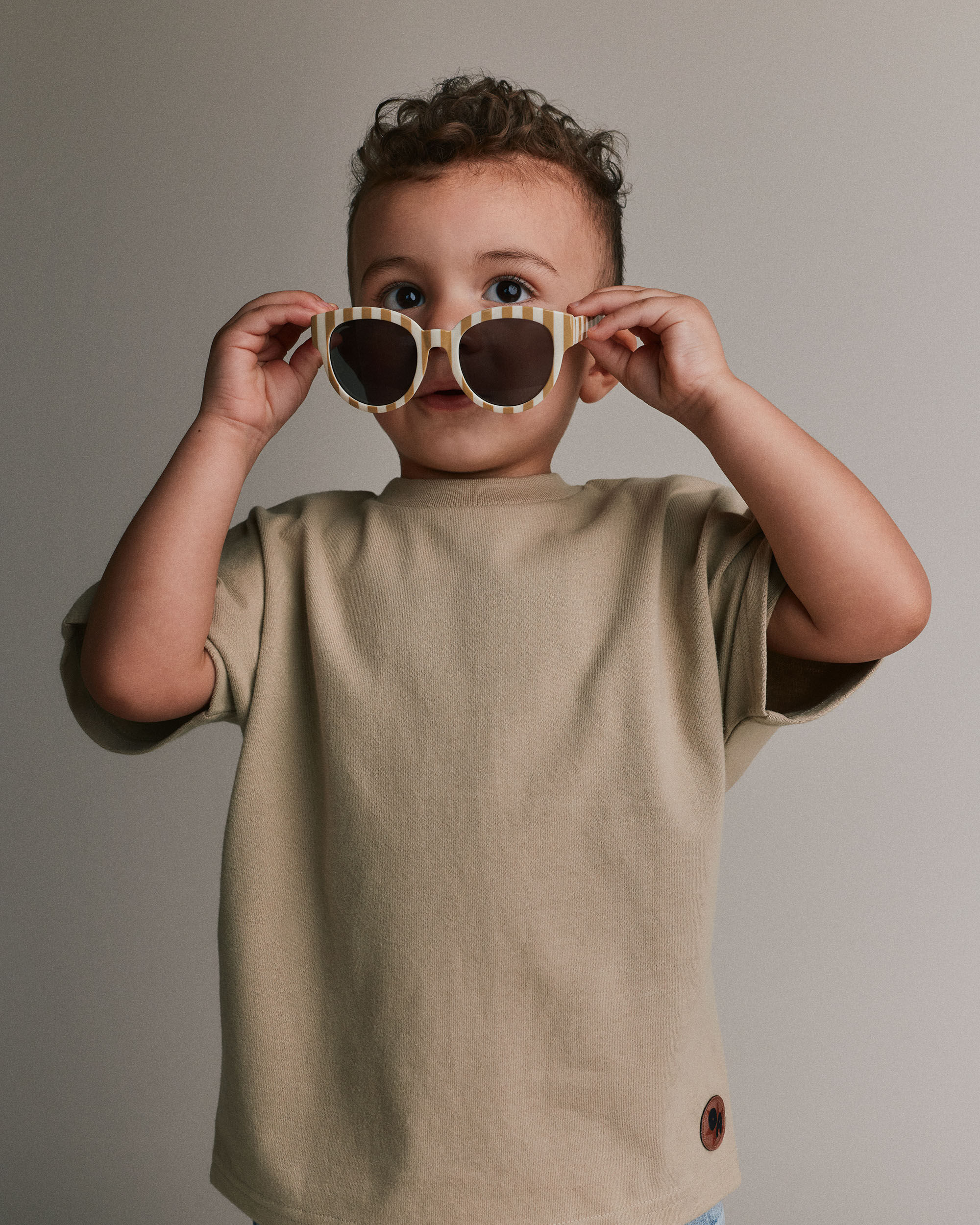 Otter Avenue Toddler Stripe Sunglasses 4 Up CreamBeige 10$