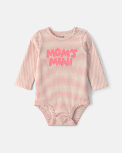 baby girl 'mom's mini' long-sleeve graphic bodysuit - pink