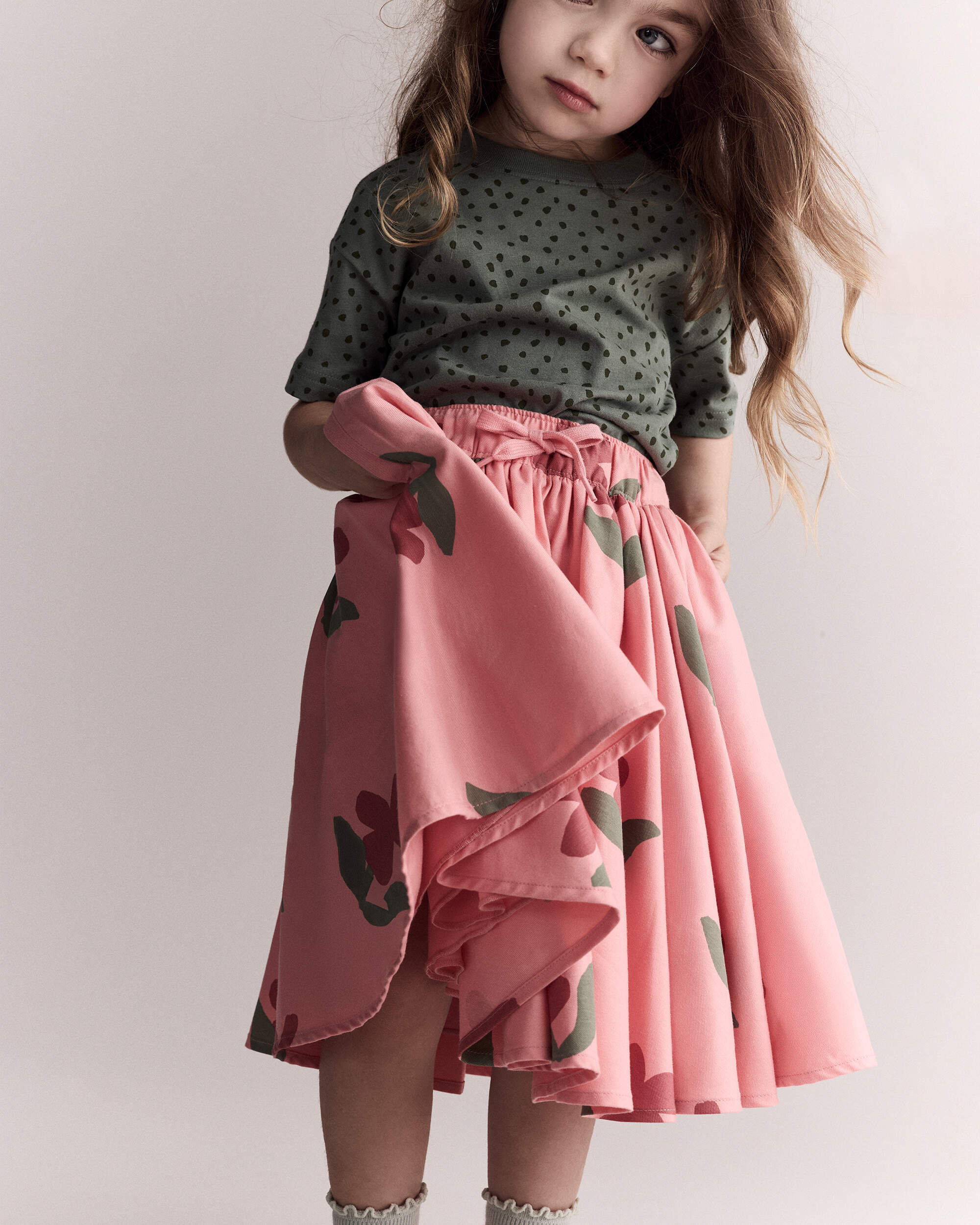 Otter Avenue Toddler Girl Avenue Twirl Midi Skirt in Floral Print 12M Pink 26$