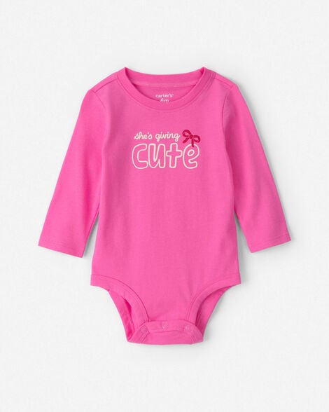 baby girl 'she's giving cute' long-sleeve graphic bodysuit - pink