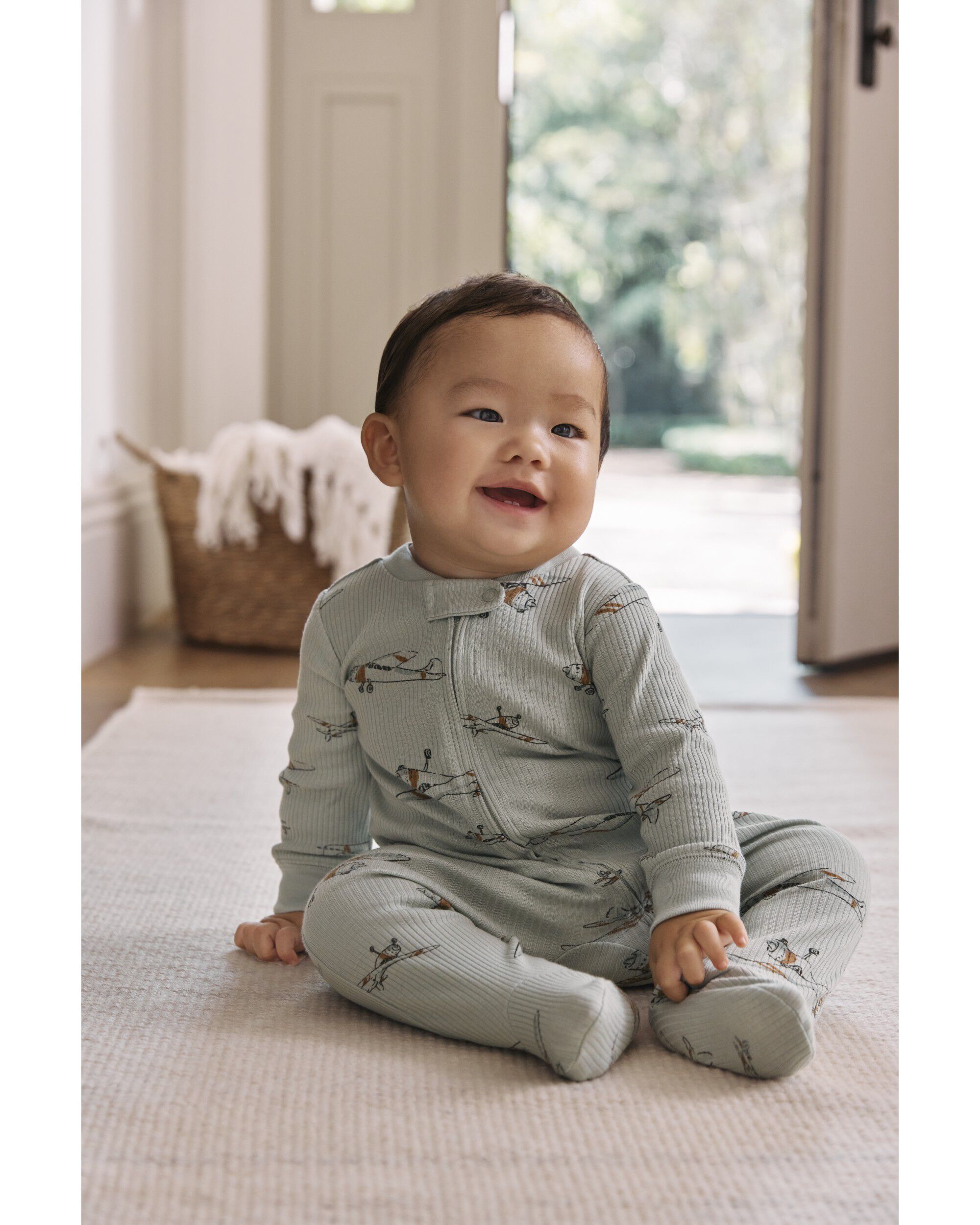 Carters infant clothes top