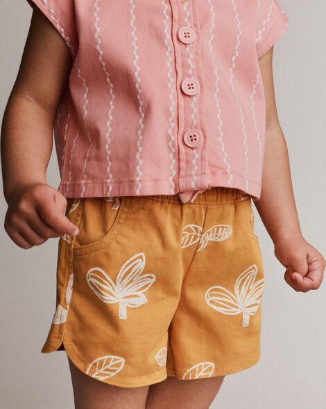 Toddler Girl Dolphin Hem Short in Plant Print - Golden Yellow