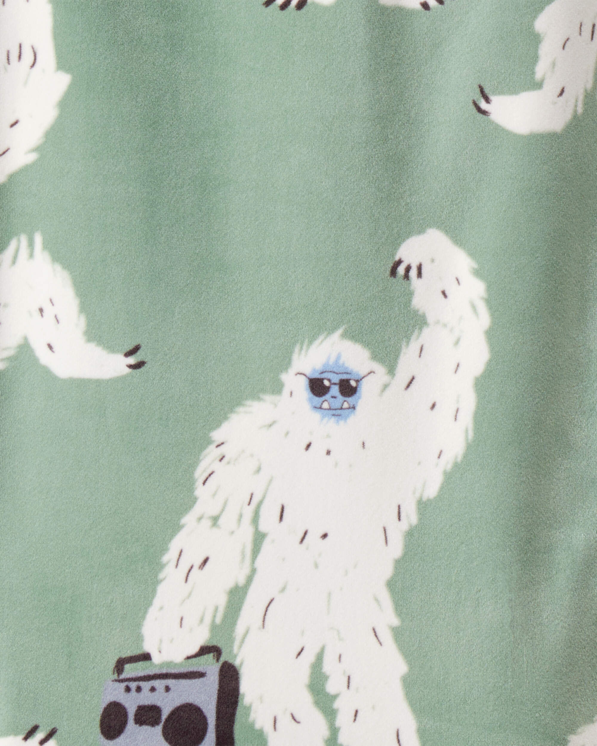 Boys Yeti Print Velour Long-Sleeve Snug Fit 2-Piece Pajamas - Green